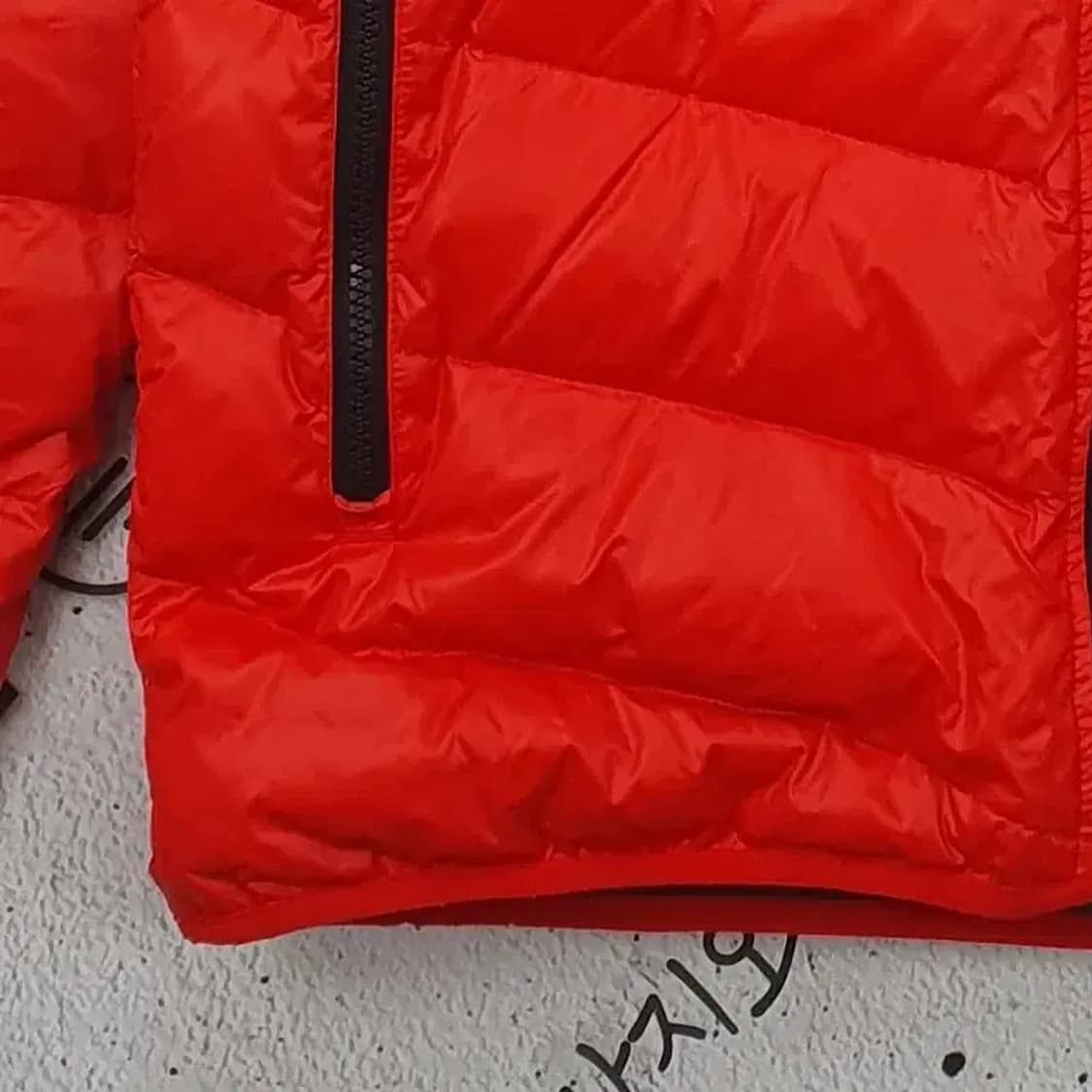 나이키 NIKE 블랙스우시 구스다운 패딩 레드 3400099 상품이미지6