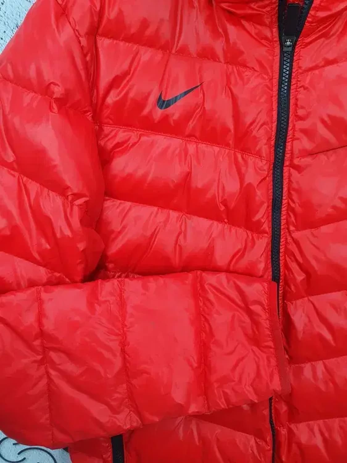 나이키 NIKE 블랙스우시 구스다운 패딩 레드 3400099 상품이미지7