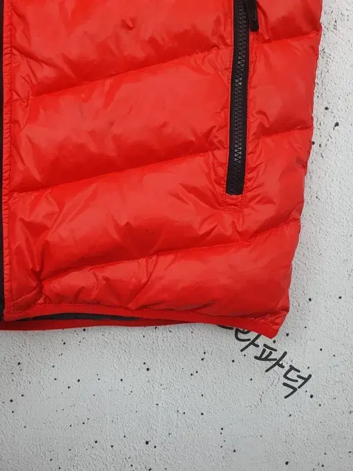 나이키 NIKE 블랙스우시 구스다운 패딩 레드 3400099 상품이미지8