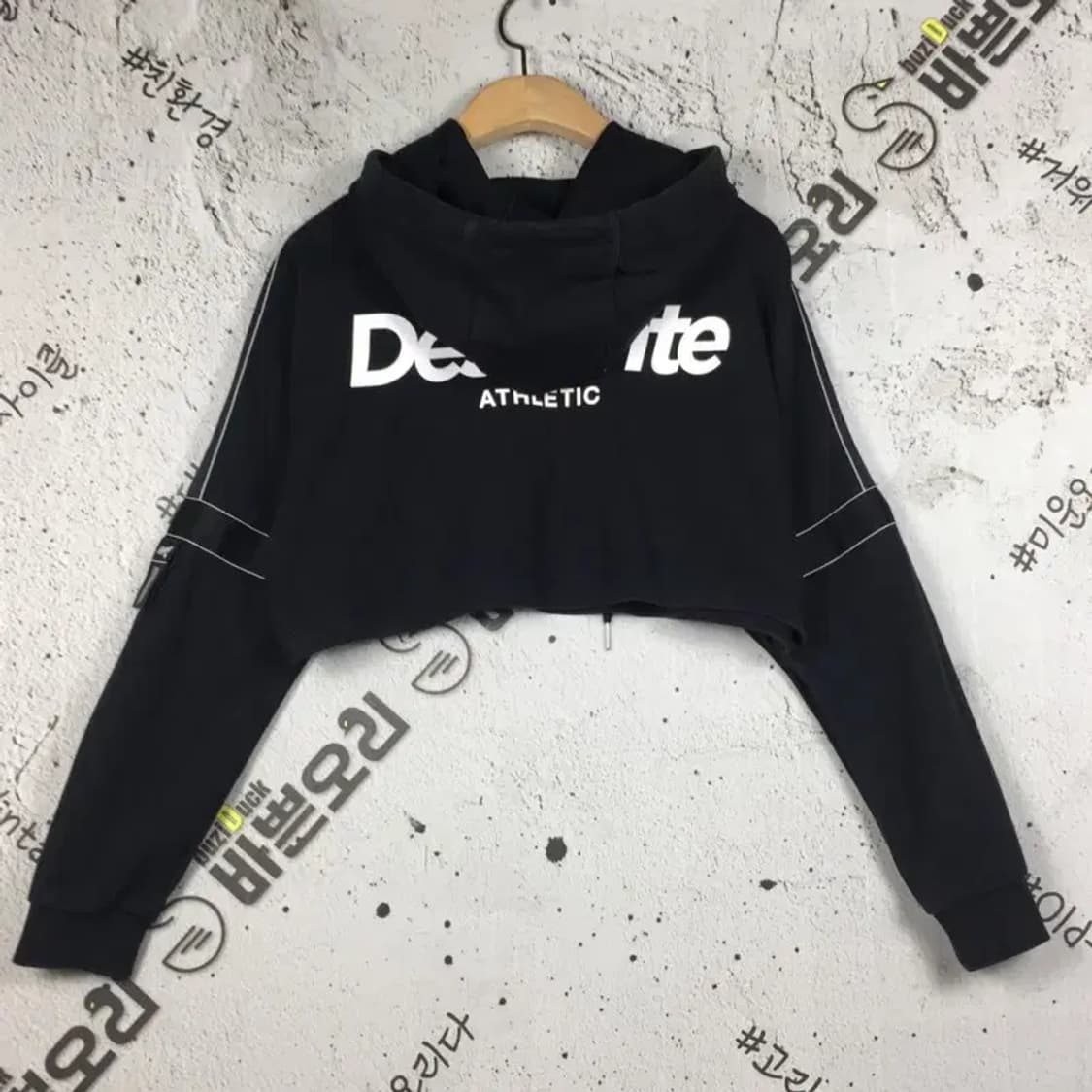 데상트 여성 오버핏 크롭 후드티 블랙 S 2300255 상품이미지2