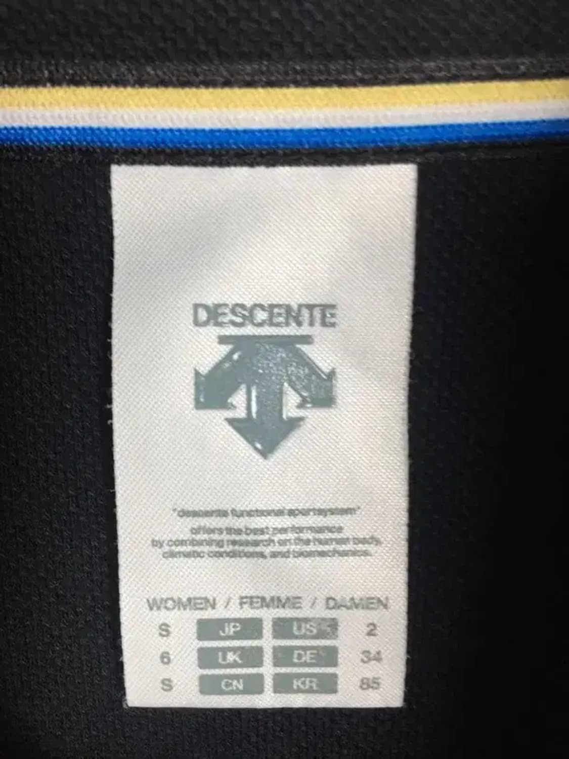 데상트 여성 오버핏 크롭 후드티 블랙 S 2300255 상품이미지9