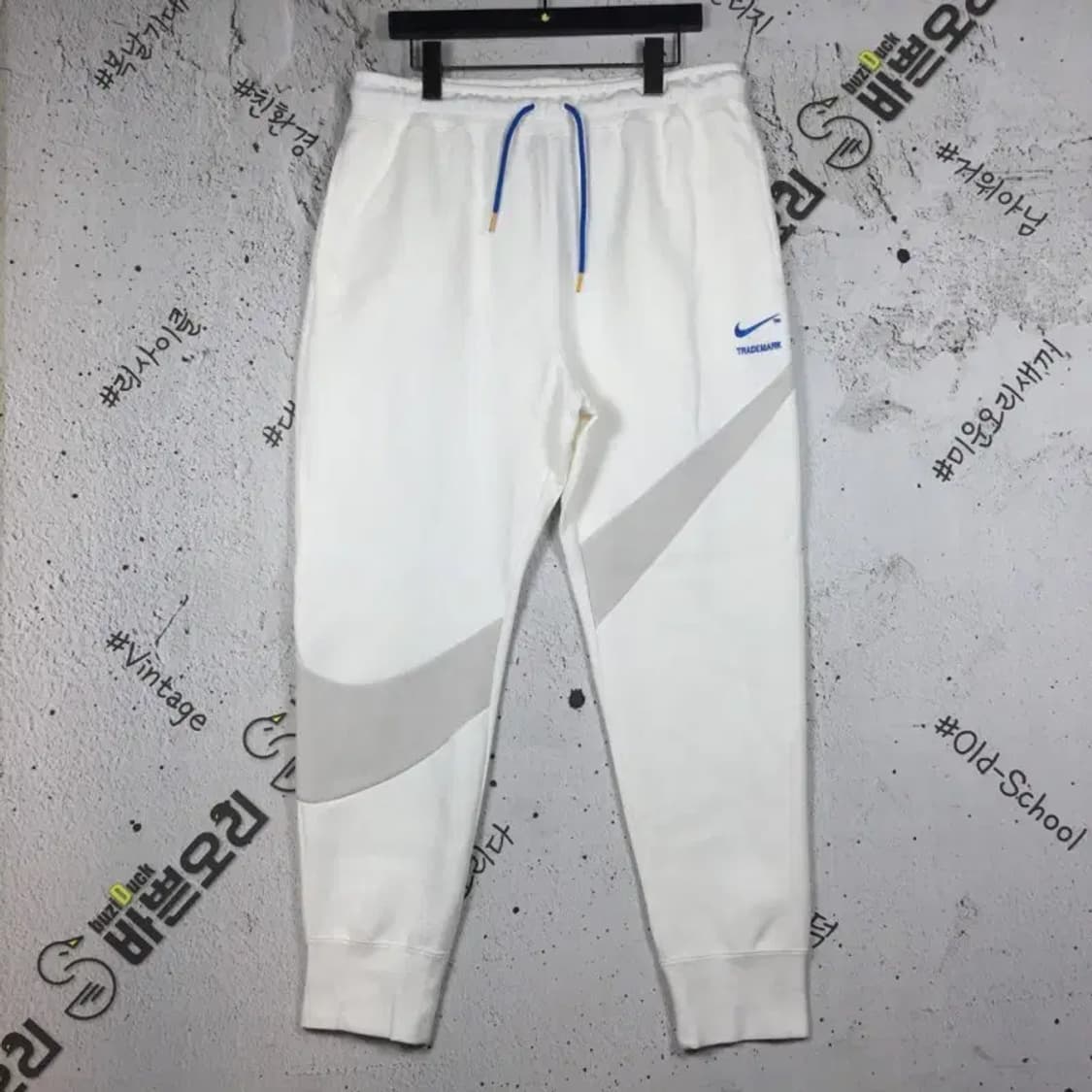 나이키 스포츠 스우시 테크 조거 운동바지 화이트 XL 4400094 상품이미지1