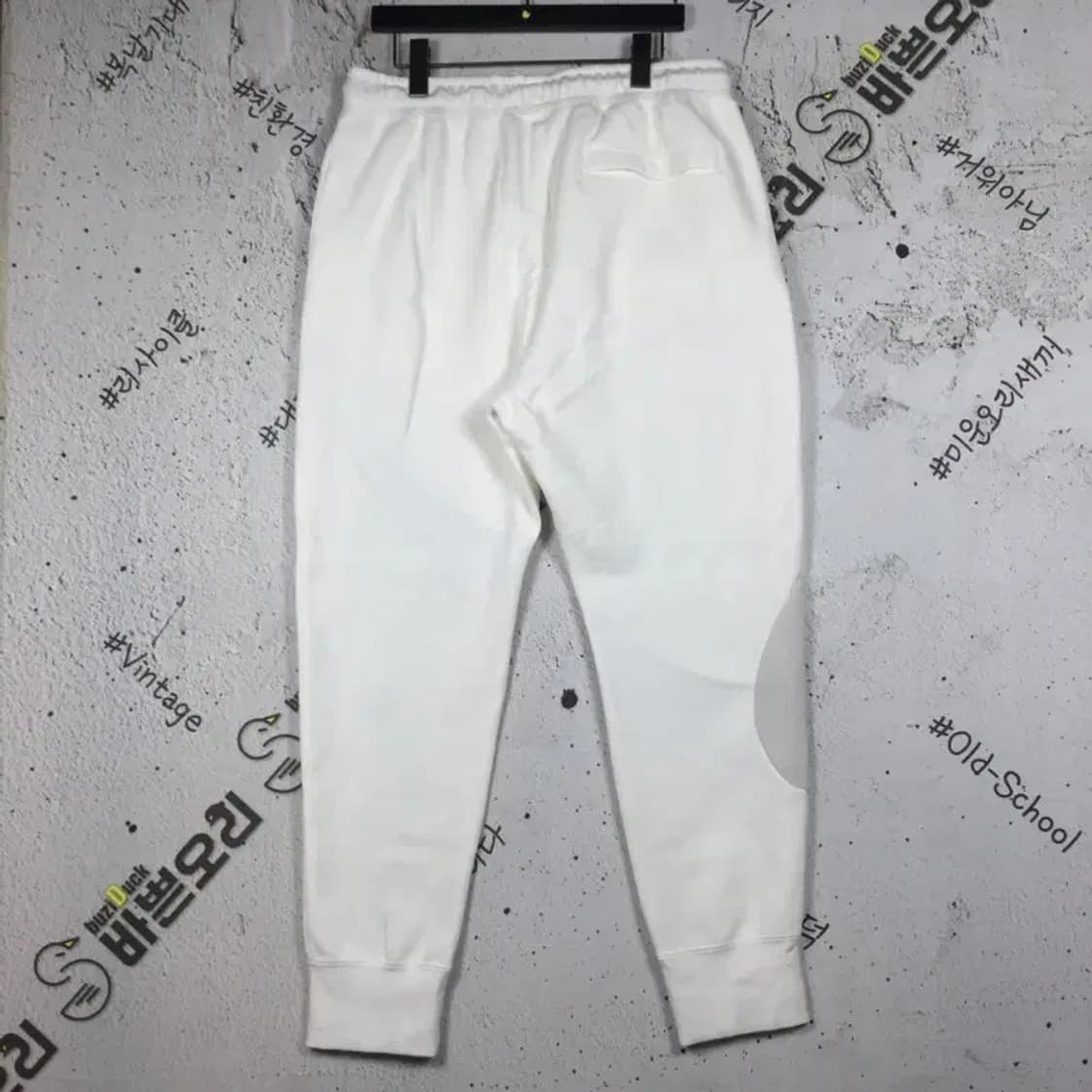 나이키 스포츠 스우시 테크 조거 운동바지 화이트 XL 4400094 상품이미지2