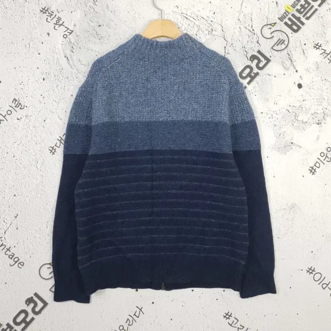 헤지스 집업니트 가디건 모크넥 배색 네이비 110 2400033 상품이미지2