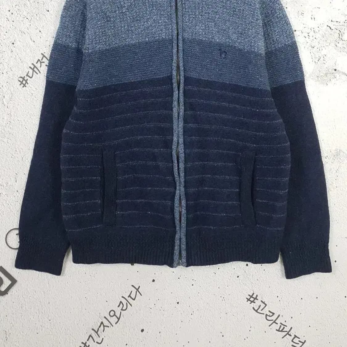 헤지스 집업니트 가디건 모크넥 배색 네이비 110 2400033 상품이미지4