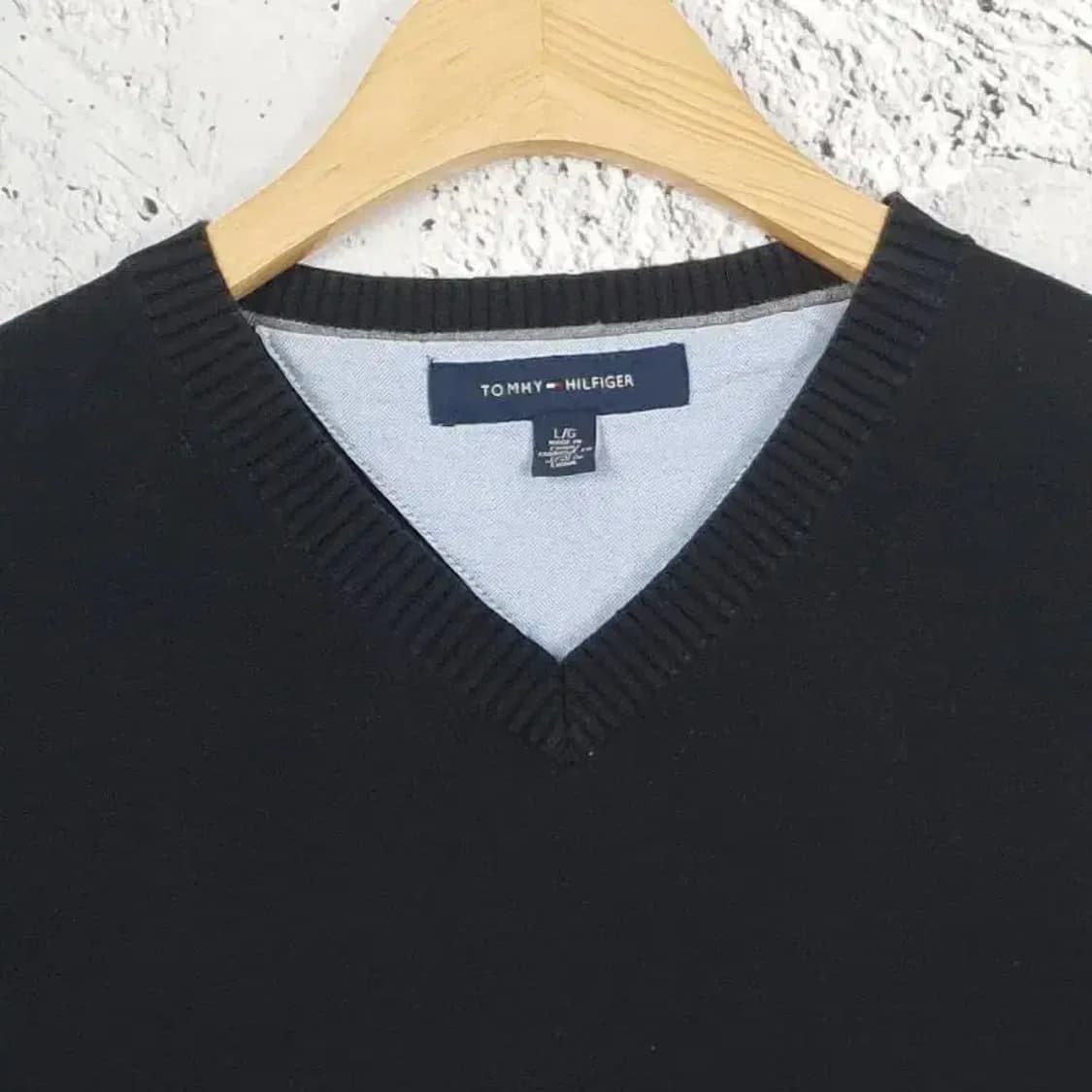 타미힐피거 TOMMY HILFIGER V넥 니트 블랙 L 2400012 상품이미지4