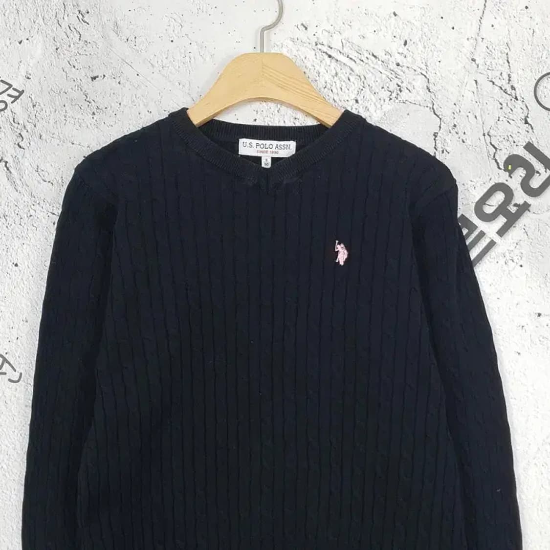 US폴로ESSN POLO 꽈배기 V넥 니트 블랙 S 2400022 상품이미지3