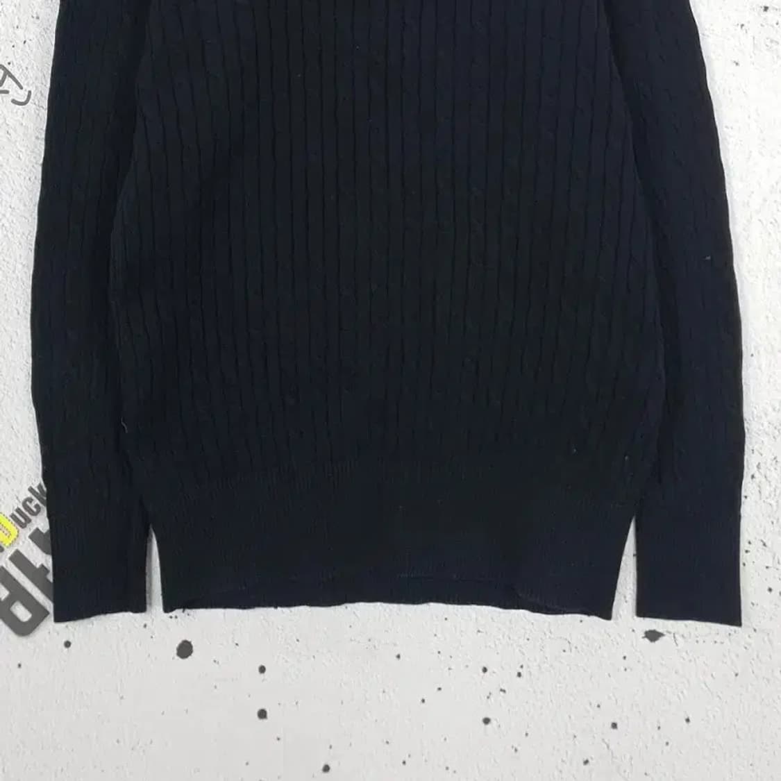 US폴로ESSN POLO 꽈배기 V넥 니트 블랙 S 2400022 상품이미지4