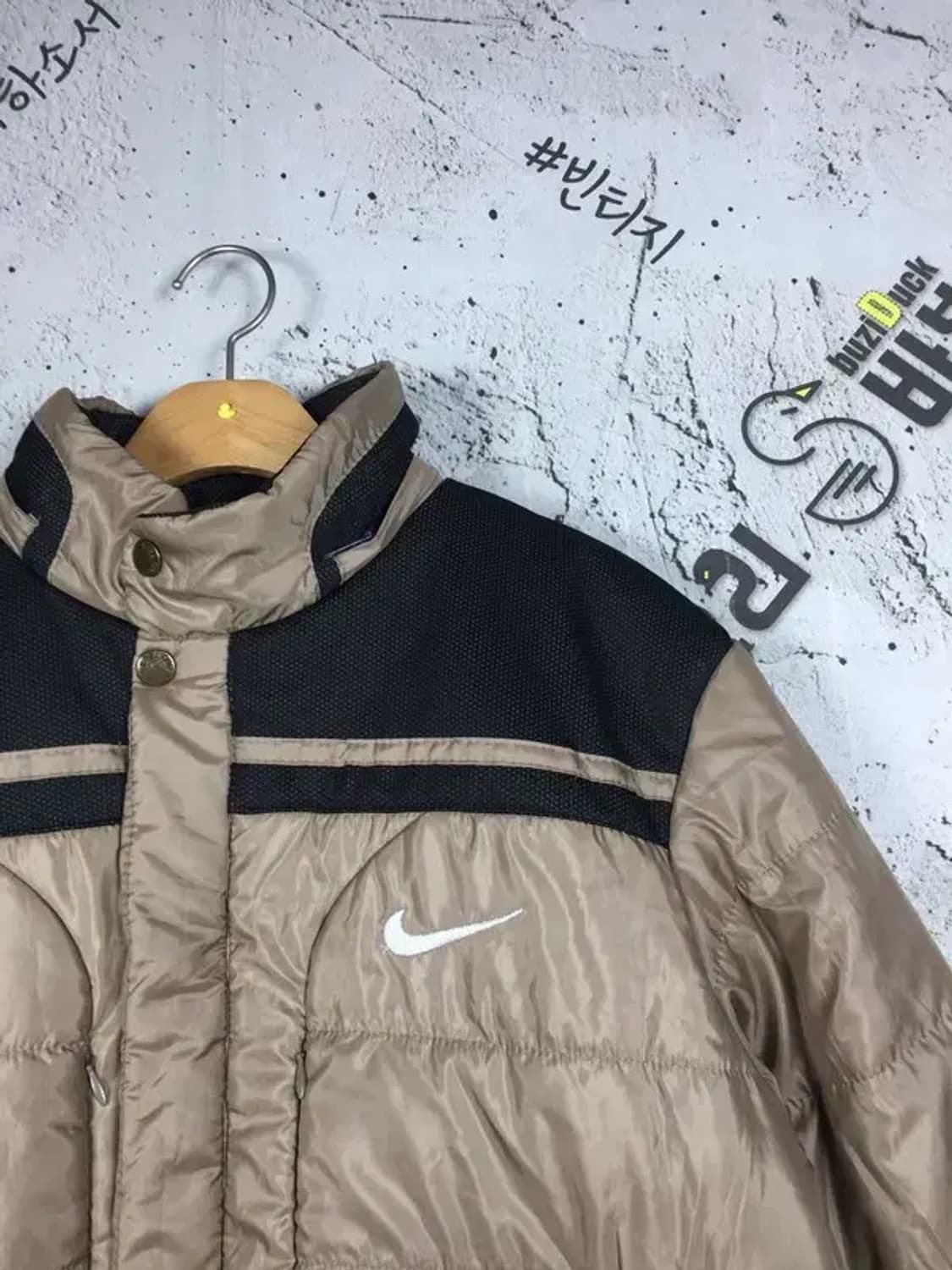 나이키 스우시 올드스쿨  패딩 점퍼 베이지 S(100) 3400227 상품이미지4