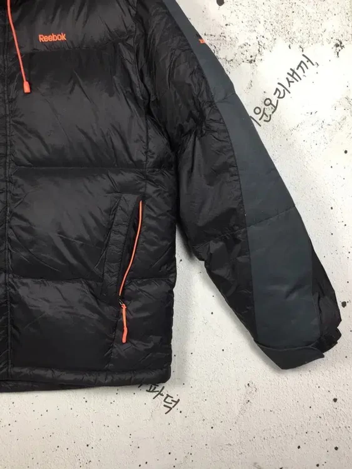 리복 직텍 펌프 구스다운 패딩 블랙 100 3400235 상품이미지6