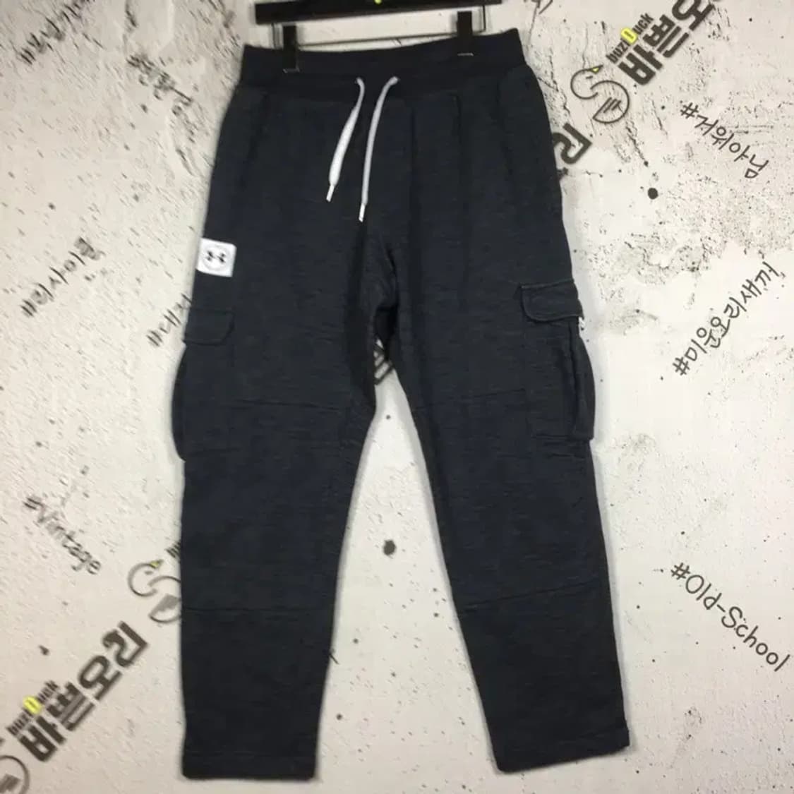 언더아머 기모 에센셜 플리스 해리티지 카고 팬츠 블랙 XL 4400102 상품이미지1