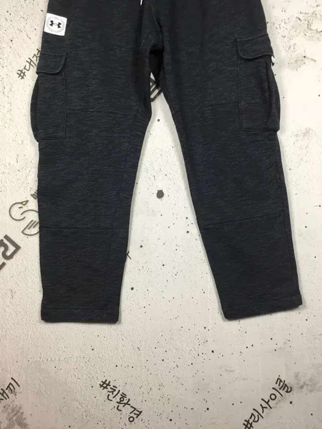 언더아머 기모 에센셜 플리스 해리티지 카고 팬츠 블랙 XL 4400102 상품이미지3