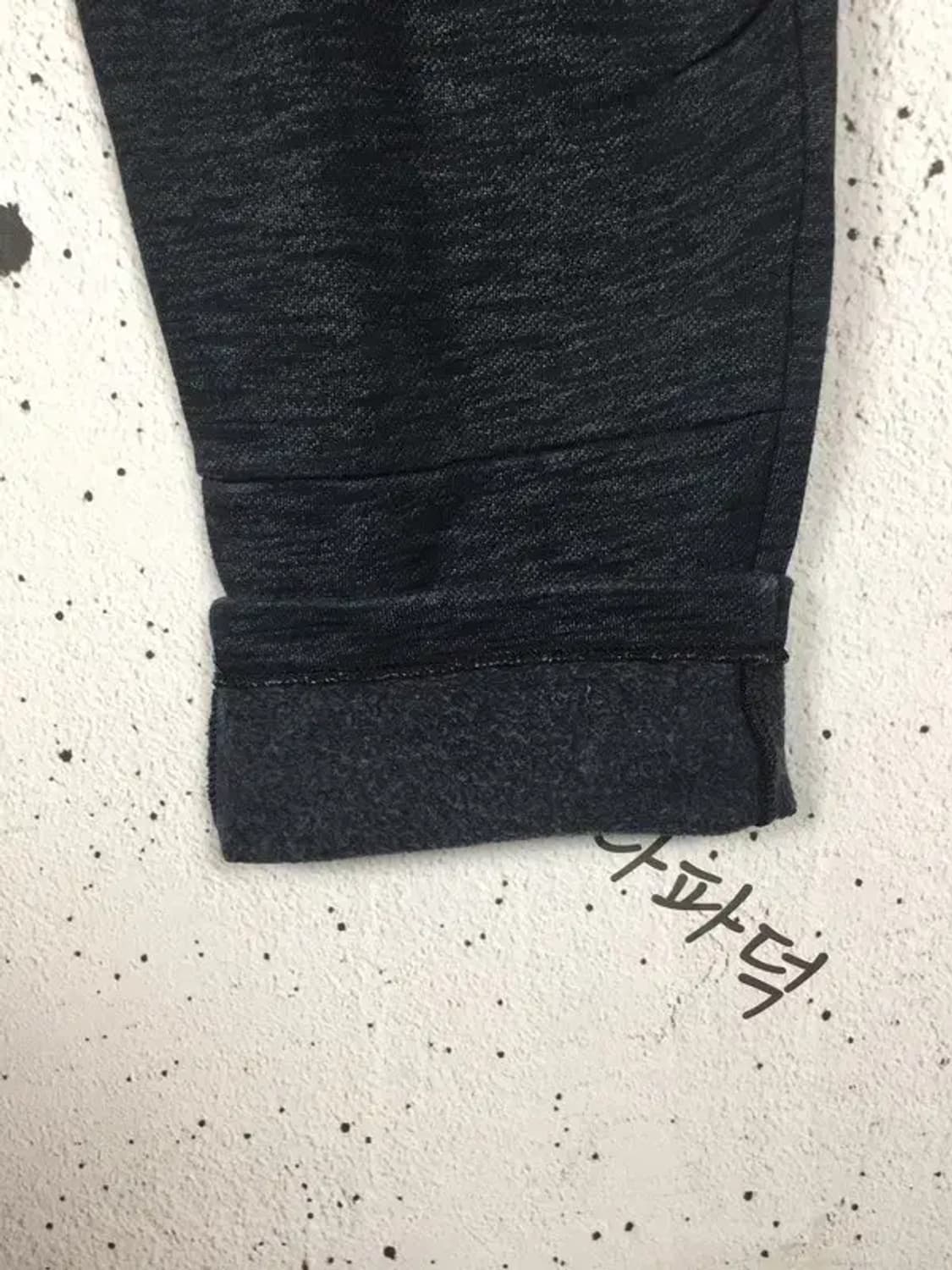 언더아머 기모 에센셜 플리스 해리티지 카고 팬츠 블랙 XL 4400102 상품이미지8