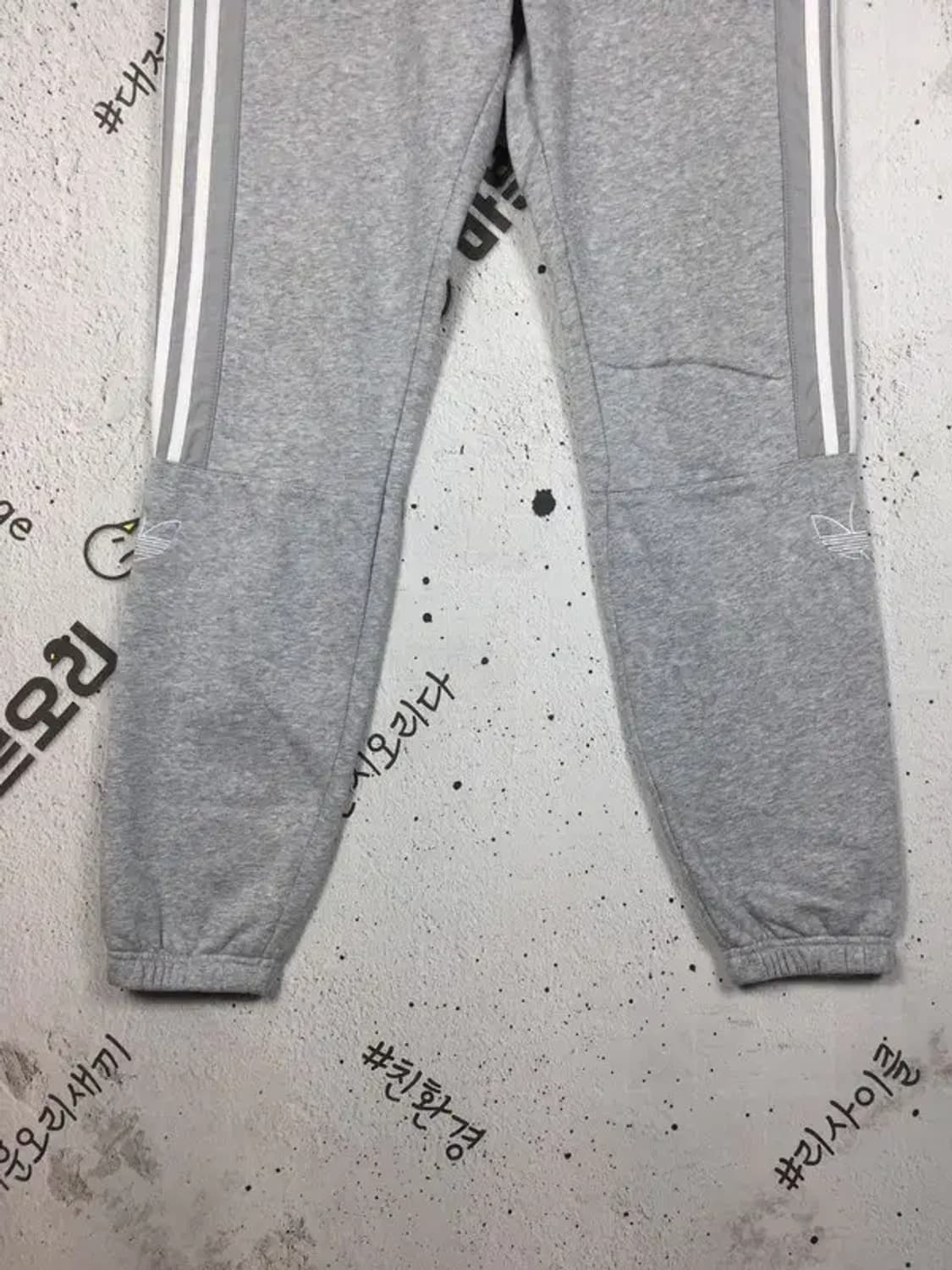 아디다스 아웃라인 스펠 기모 트레이닝 바지 그레이 L 4400099 상품이미지8