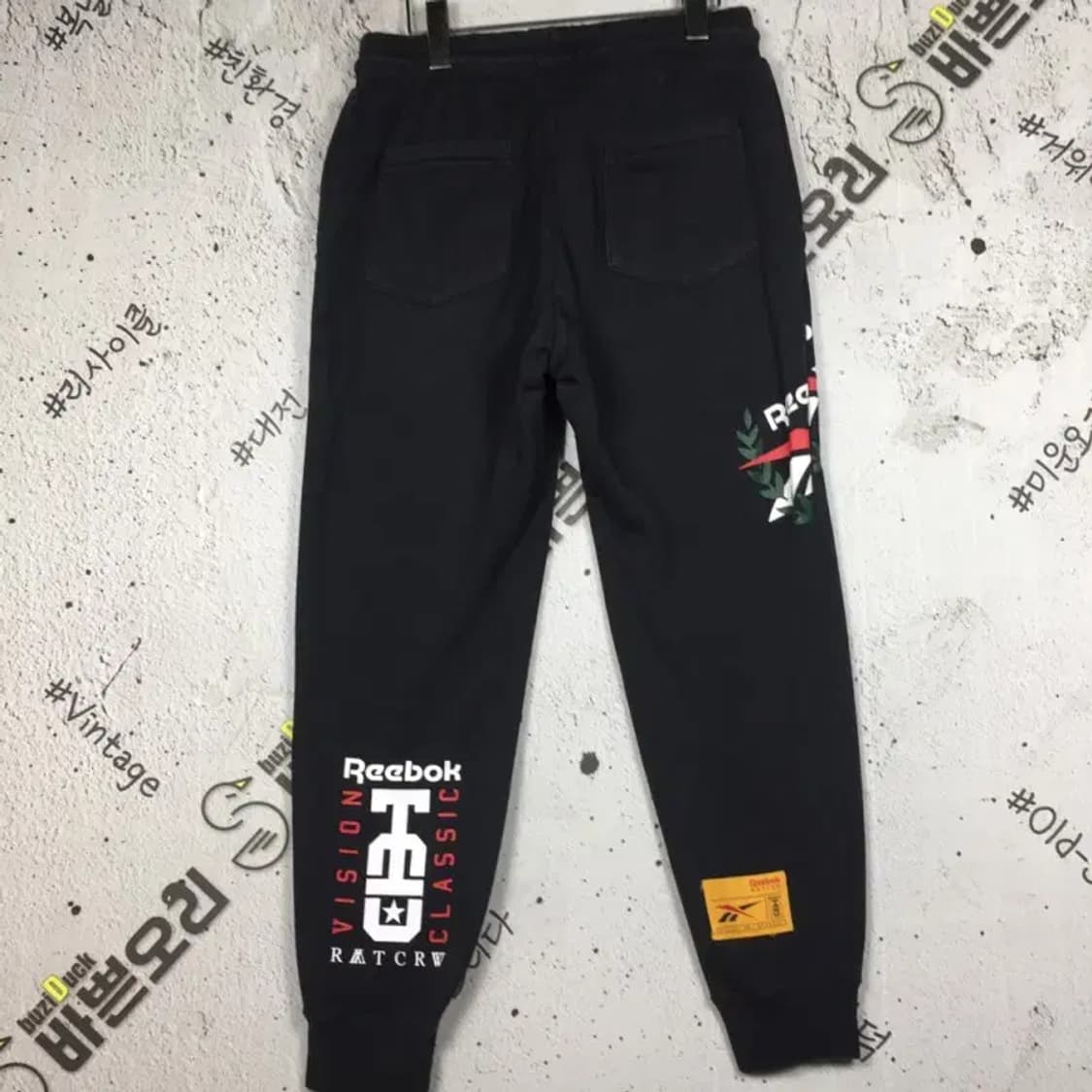 리복 x 로맨틱크라운 비전투 클래식 스웻 조거 블랙 L 4400100 상품이미지2