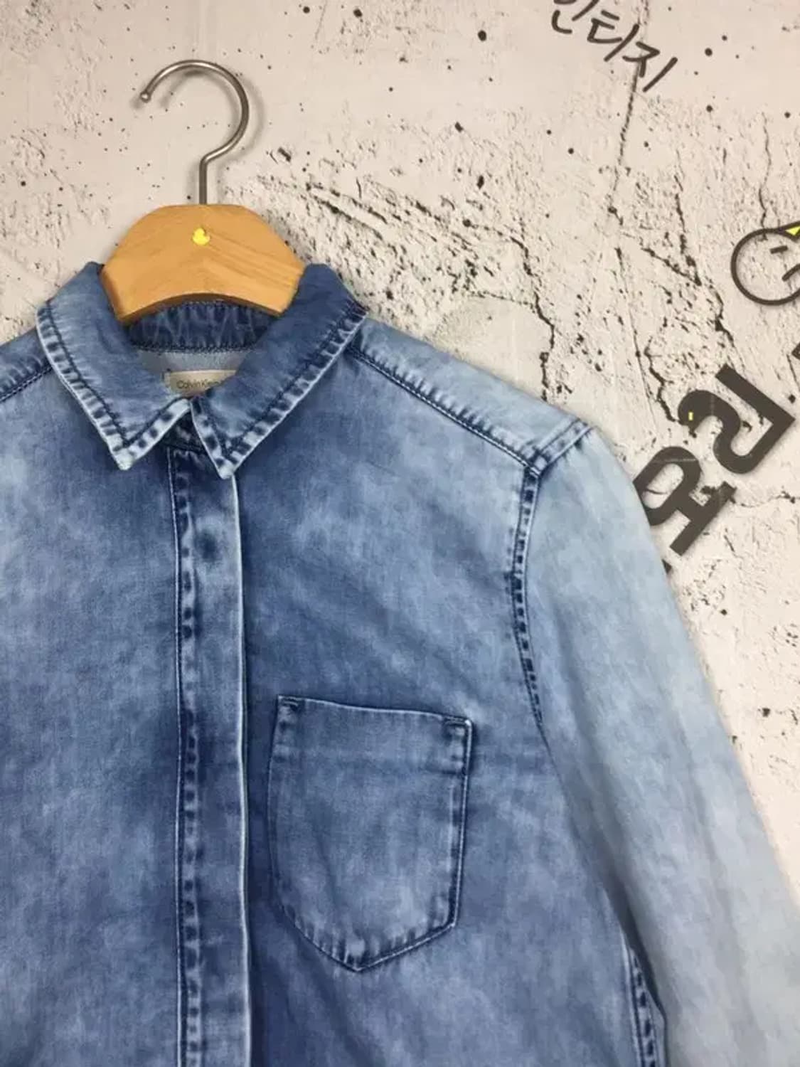 캘빈클라인 여성 데님 셔츠 라이트 블루 XS 1100401 상품이미지4