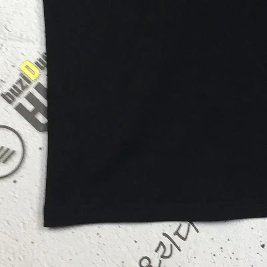 게스 GUESS 반팔 티 블랙 100(L) 1900548 상품이미지6