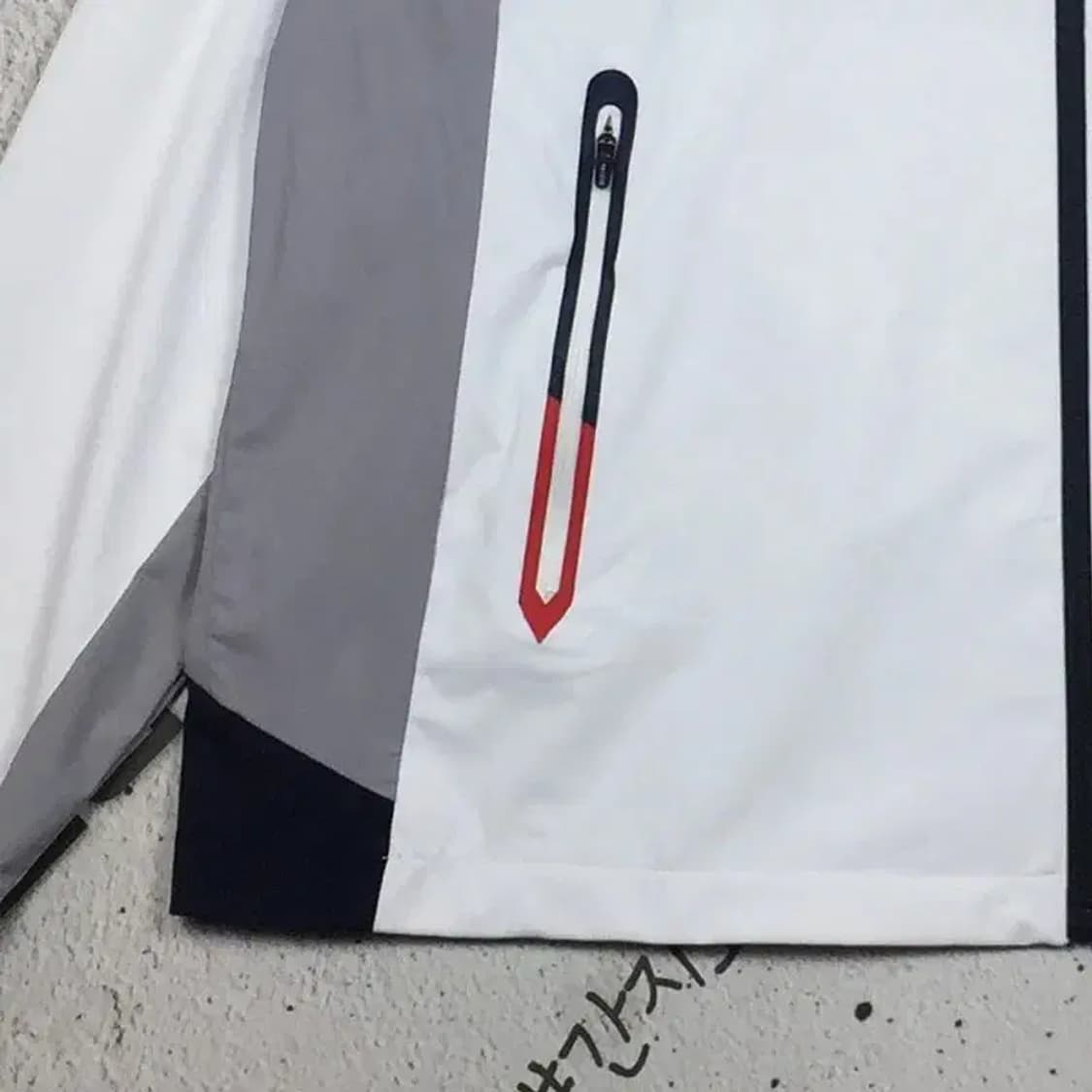 헤지스 골프 기능성 자켓 화이트 120 3200109 상품이미지7