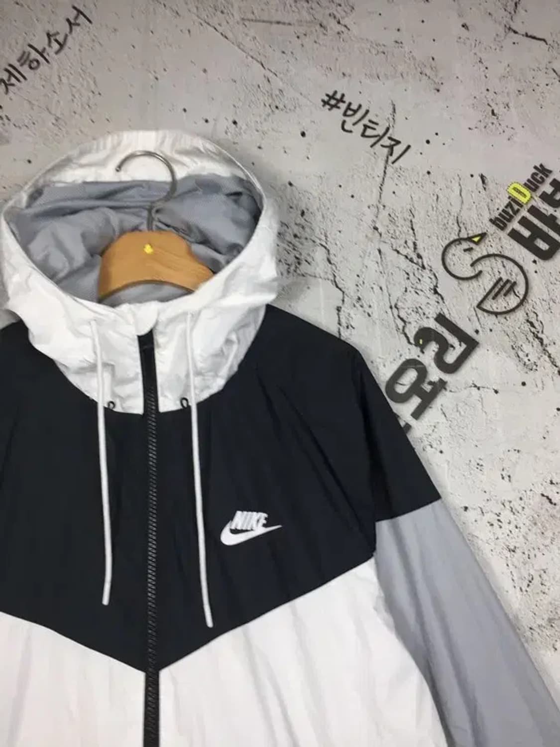 나이키 윈드러너 후드 바람막이 자켓 화이트 L 3800230 상품이미지4