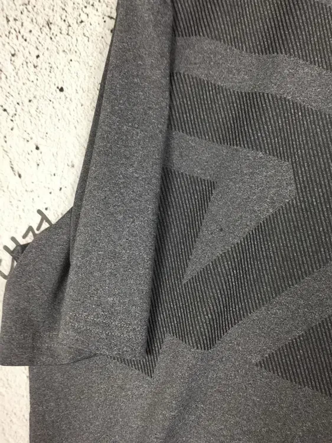 피엑스지 PXG  빅로고 기능성 골프 카라티 그레이 L 1000578 상품이미지10