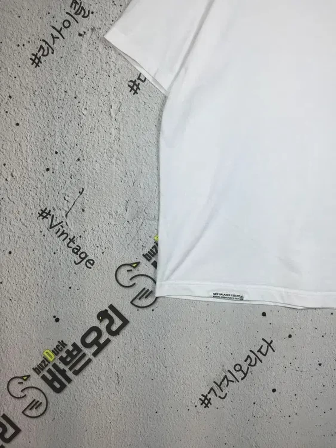 뉴발란스 NEW BALANCE 반팔 티 화이트 M 1000590 상품이미지5