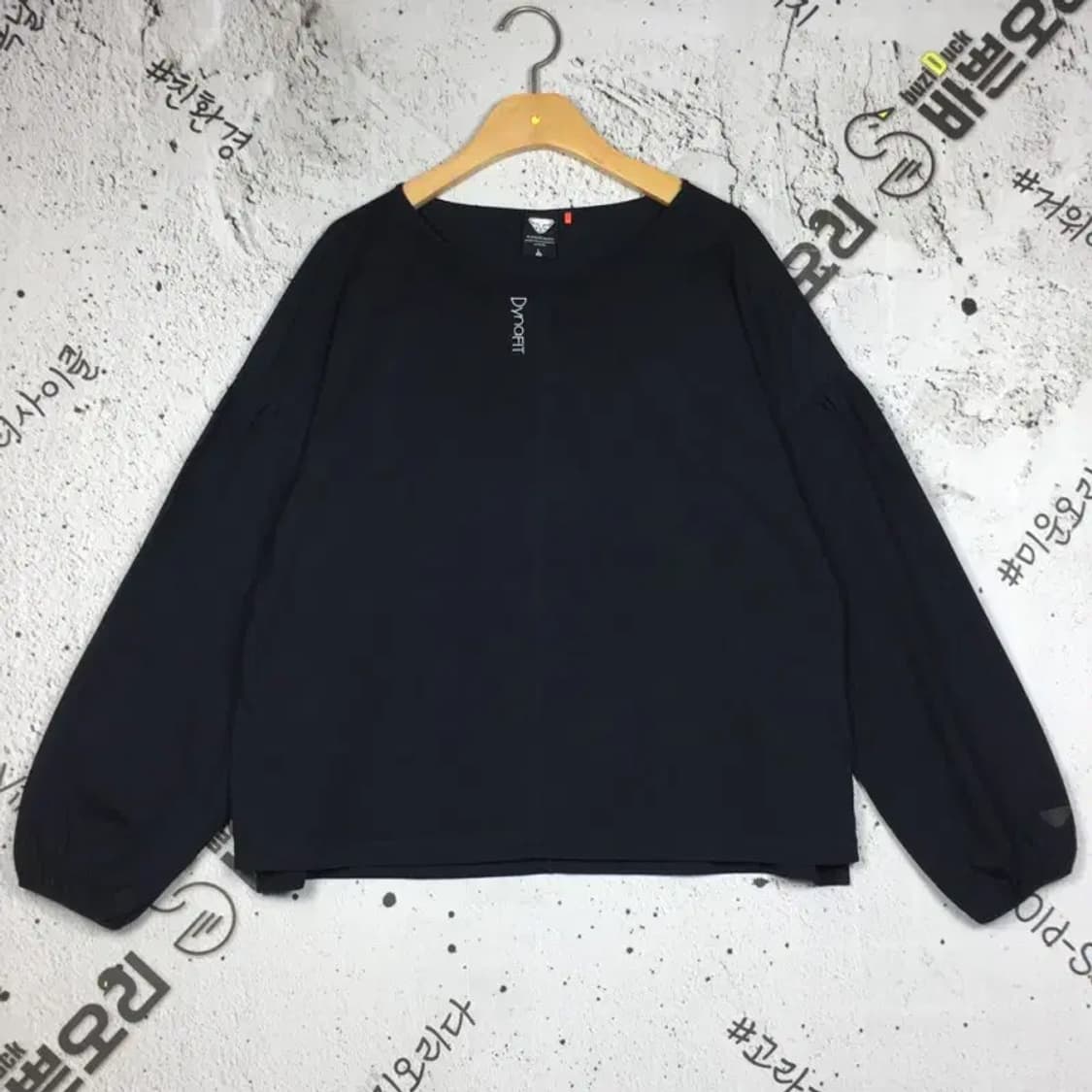 다이나핏 여성 트레이닝 긴팔 티 블랙 L(95) 2100185 상품이미지1