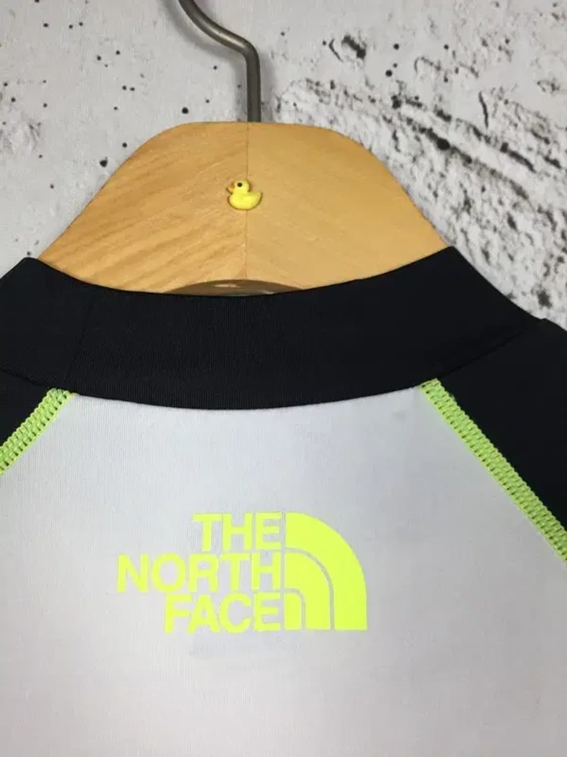 노스페이스 여성 래쉬가드 긴팔 티 화이트 S/85 2100191 상품이미지10