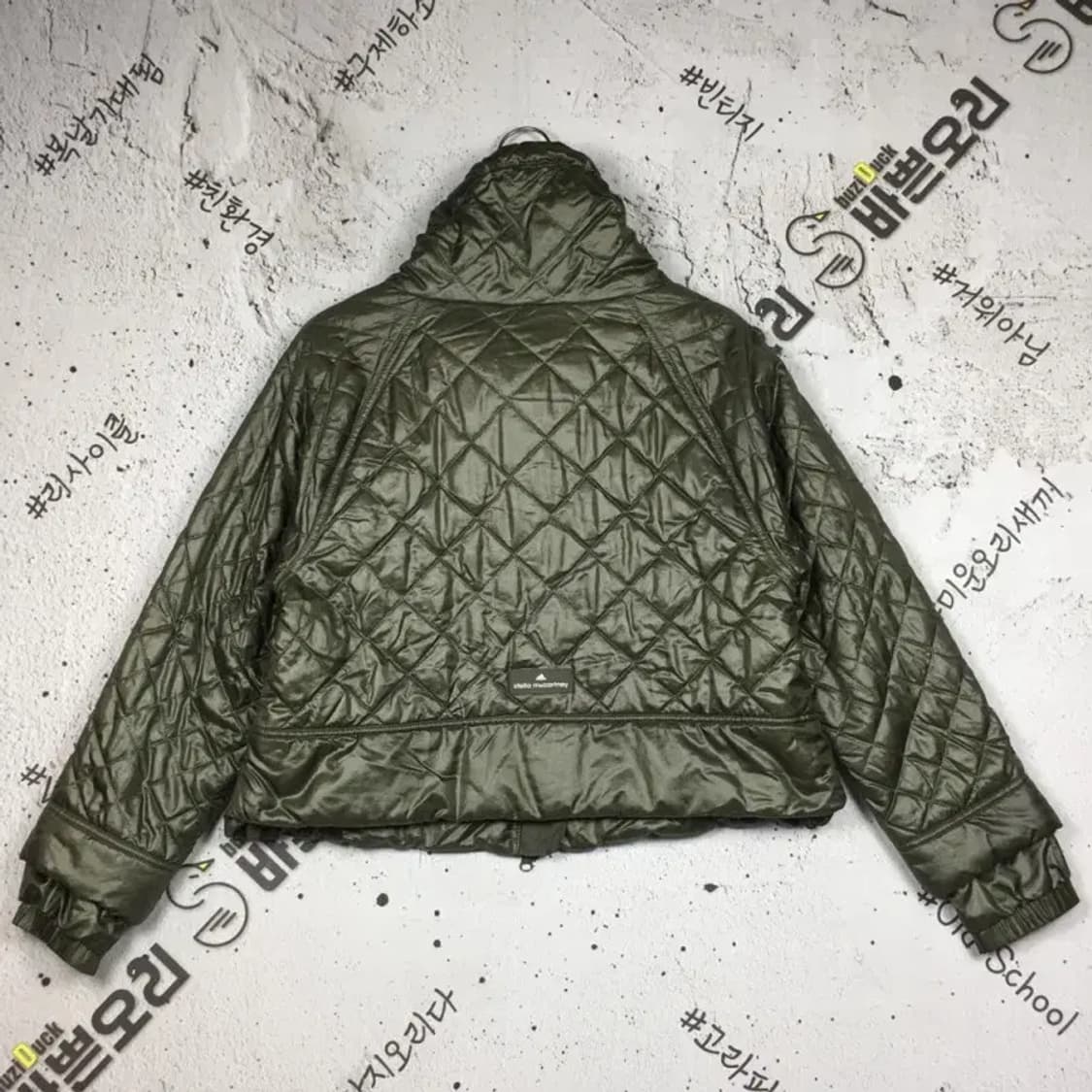 아디다스 여성 스텔라 매카트니 퀼팅 크롭 자켓 카키 36 3400249 상품이미지2