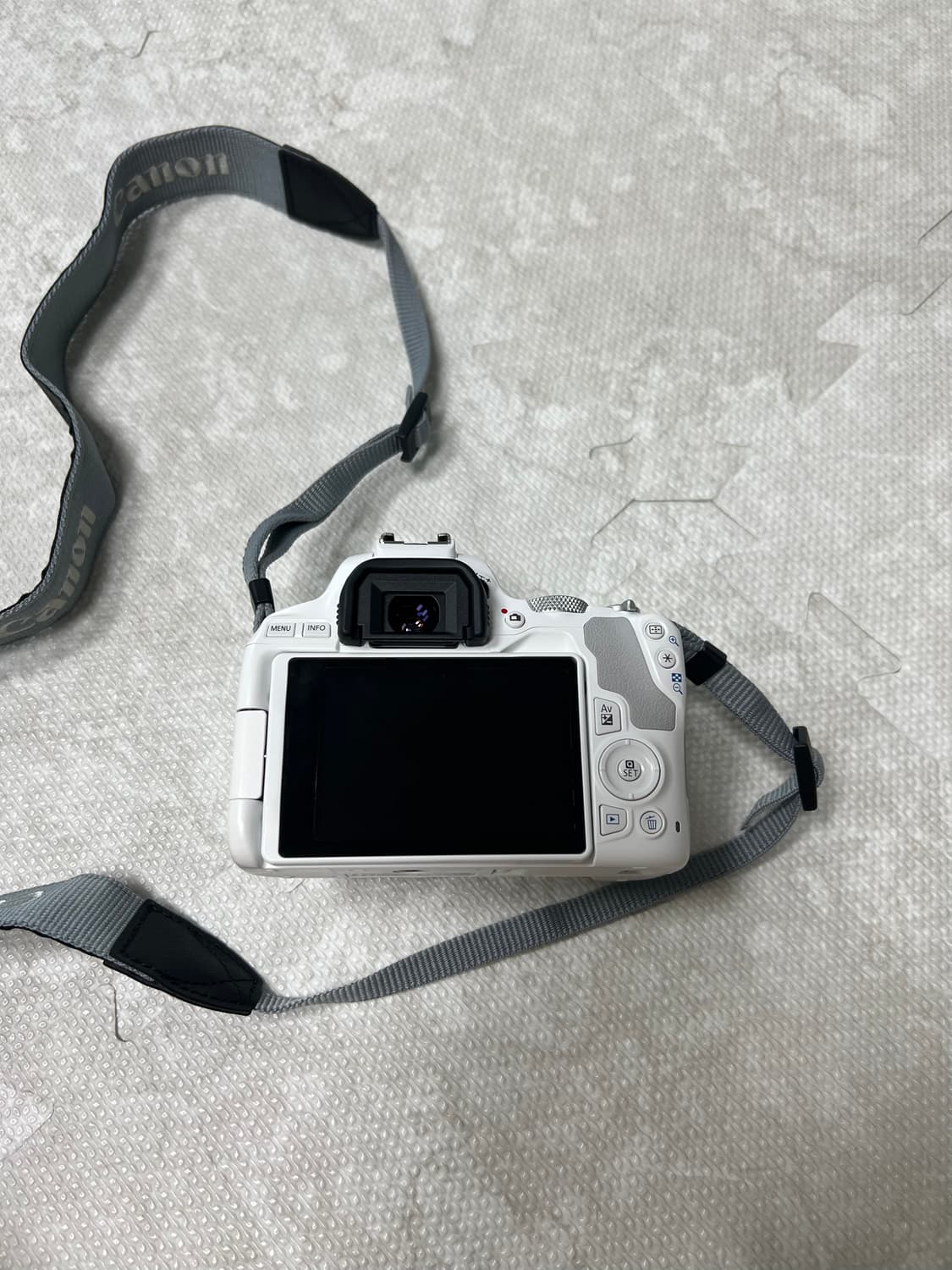 캐논 EOS 200D II  상품이미지3