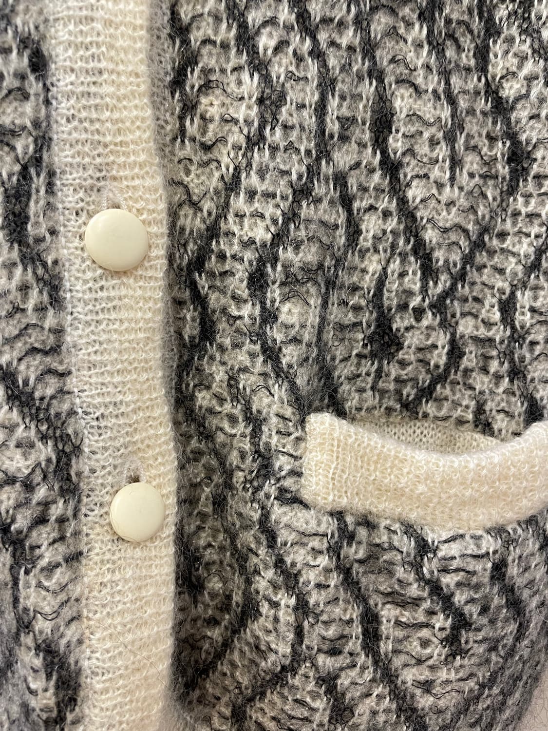 크리스챤 디올 빈티지 모헤어 가디건 44-55사이즈 상품이미지4