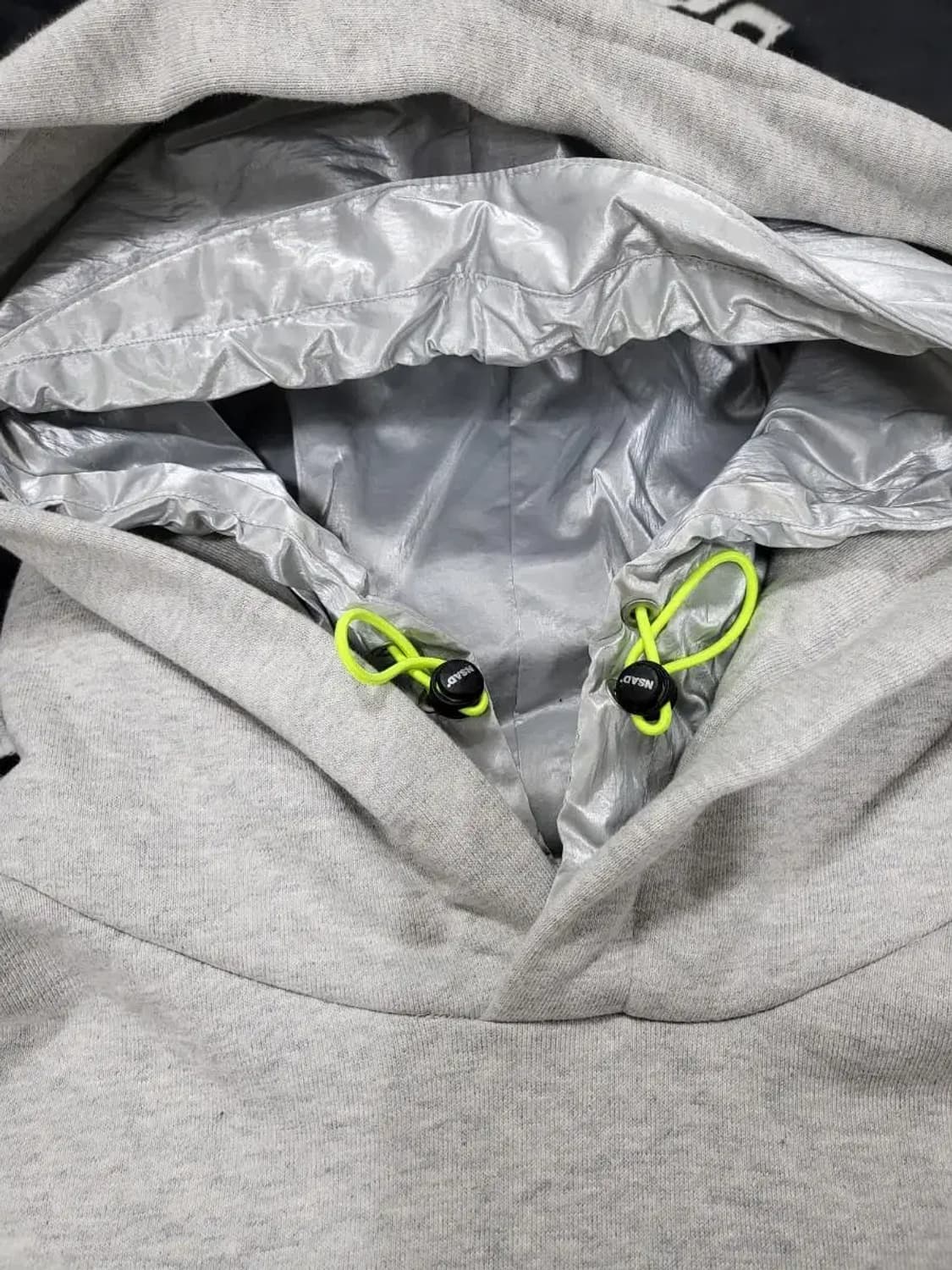 XL)NSAD 그레이 후드티 후드,하단 비닐 레이어드 상품이미지6