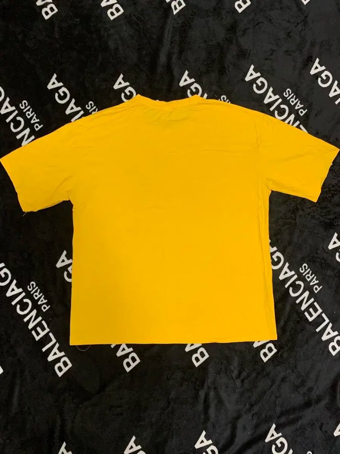 만원샵)4XL)뱅퀴쉬 옐로우 심플 가슴로고 루즈핏 반팔티 상품이미지5