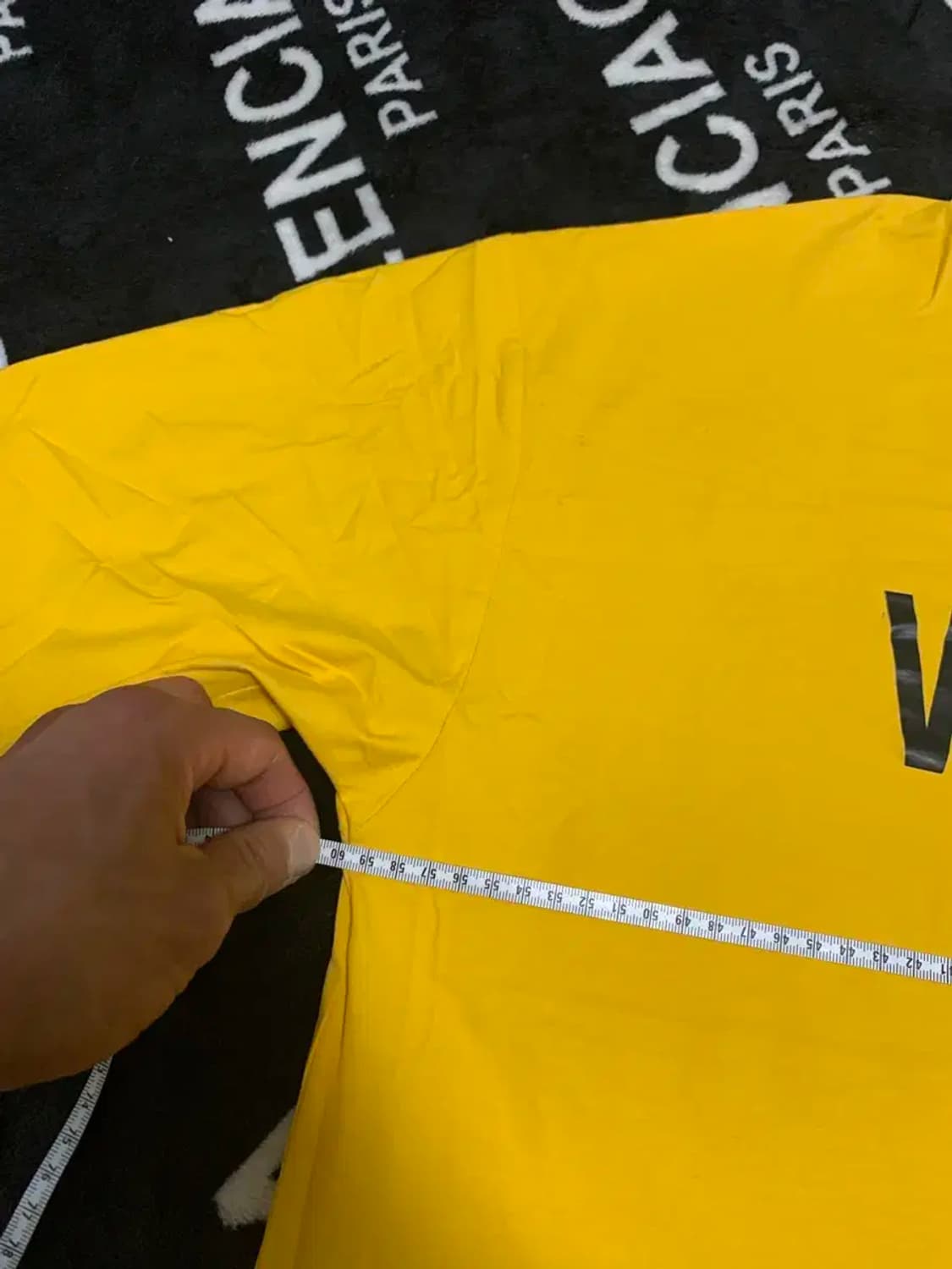 만원샵)4XL)뱅퀴쉬 옐로우 심플 가슴로고 루즈핏 반팔티 상품이미지6