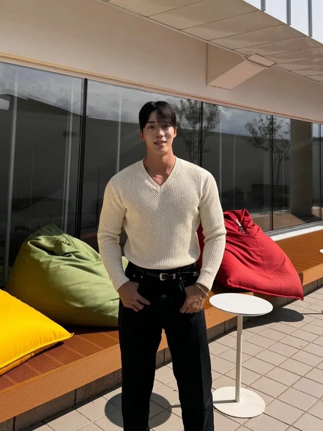 새것)M,L)브이넥 V넥 머슬핏 니트 긴팔 맨투맨 상의 골지 울 모 상품이미지6