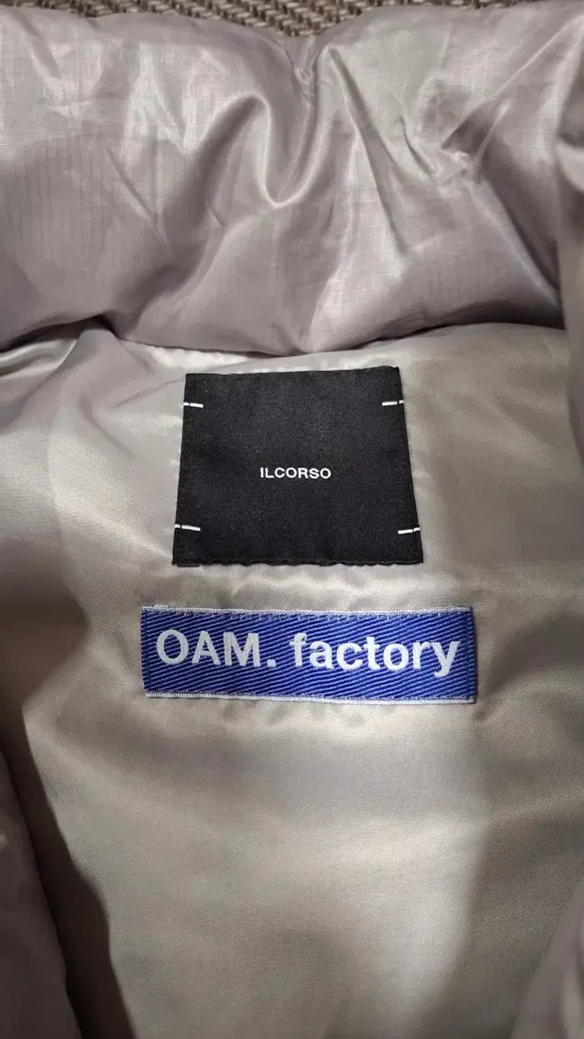 일꼬르소 핏더사이즈 OAM 팩토리 패딩 조끼 실버 상품이미지3