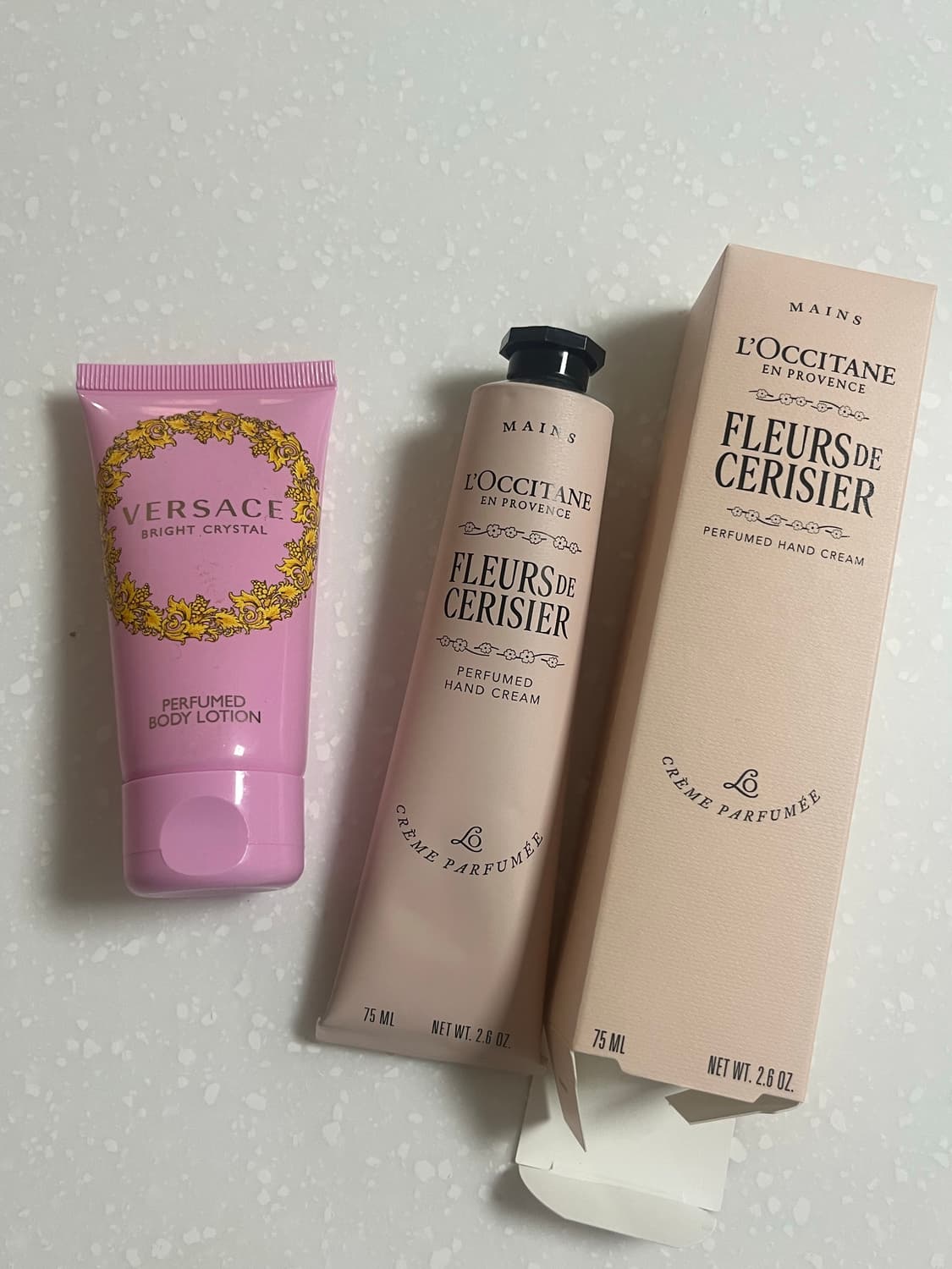 (새상품/세트) 록시땅 네롤리 퍼퓸드 핸드크림+베르사체 크리스탈 바디로션 상품이미지1