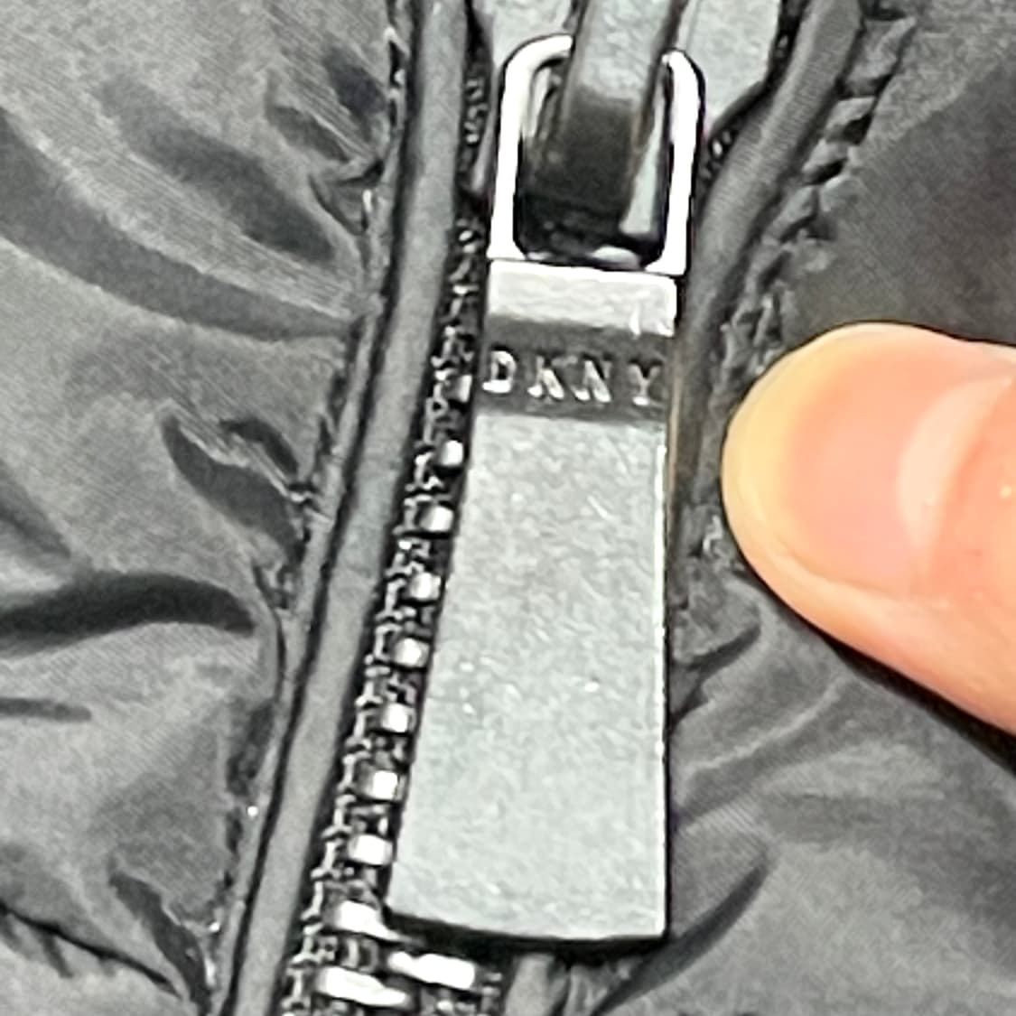 DKNY 블랙 더블지퍼 덕다운 롱패딩 여성XS 상품이미지4