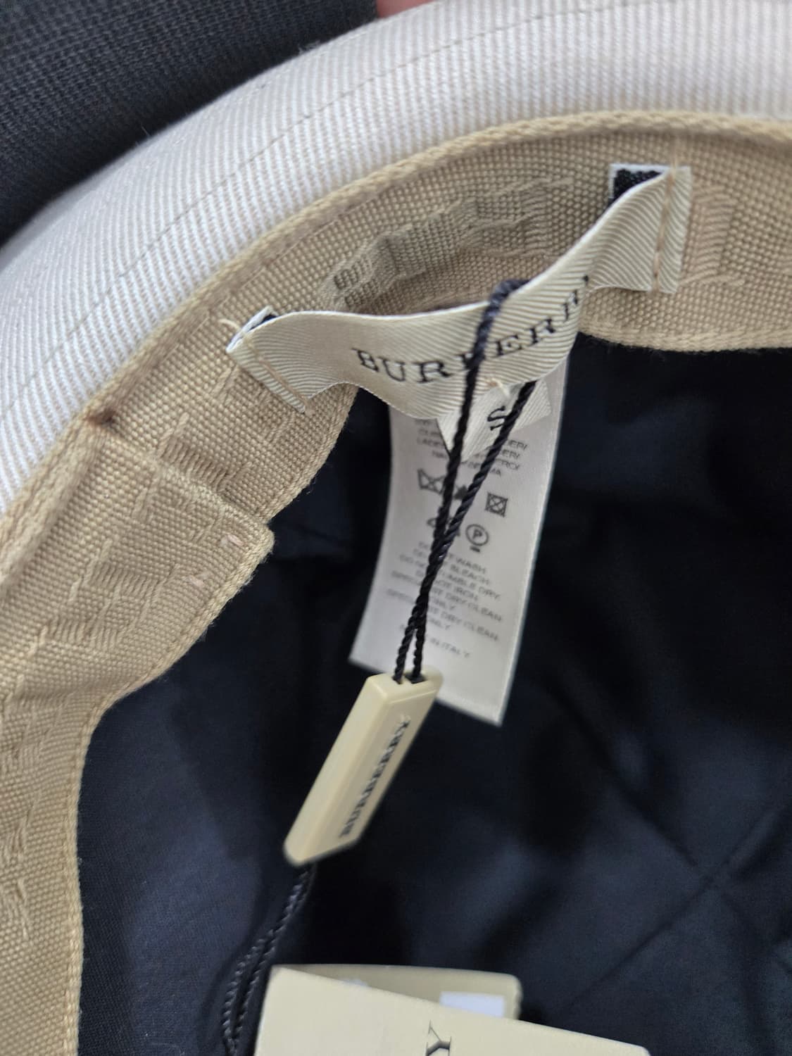 버버리 여성 버킷햇 상품이미지5