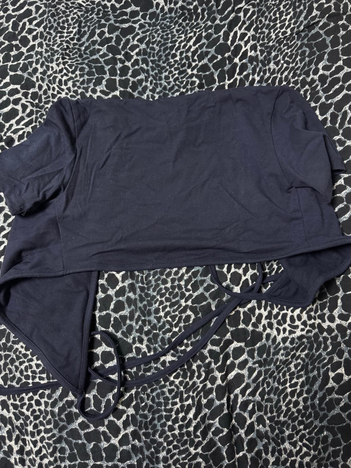 배드블러드 BCAC 엠블렘 랩 탑 네이비 S크롭 반팔 스트랩 상품이미지3