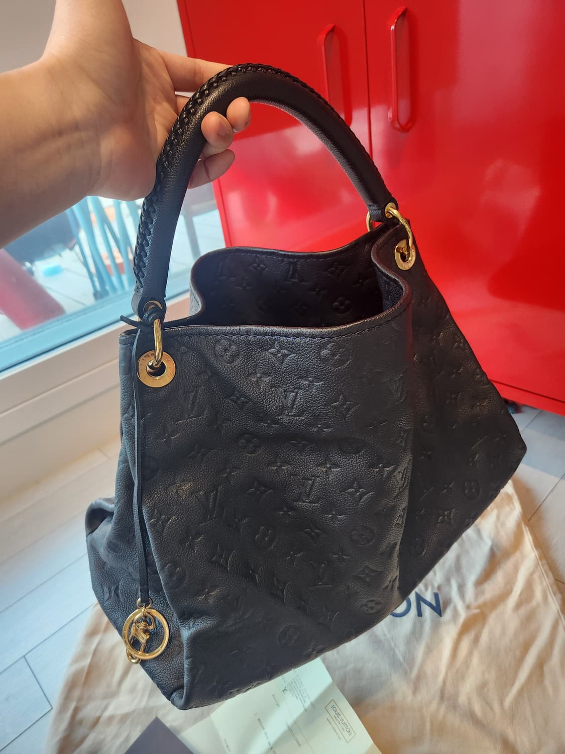 루이비통 앗치백 mm 상품이미지3