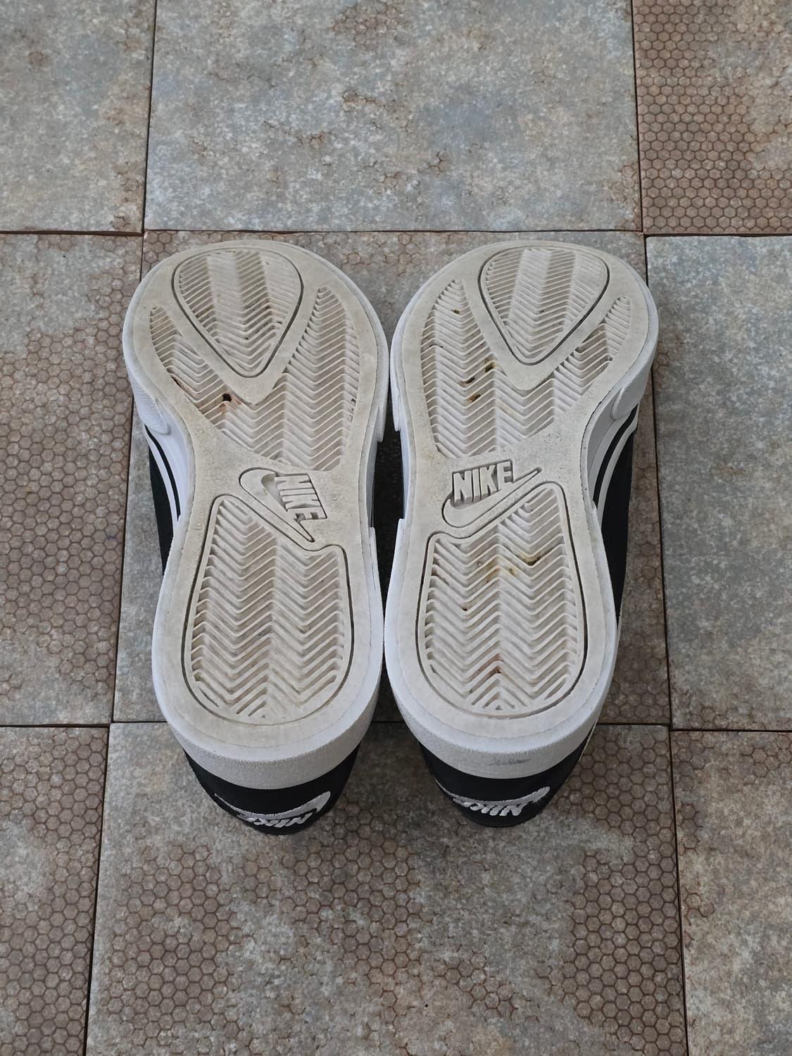 (220)나이키 gts 16 상품이미지9