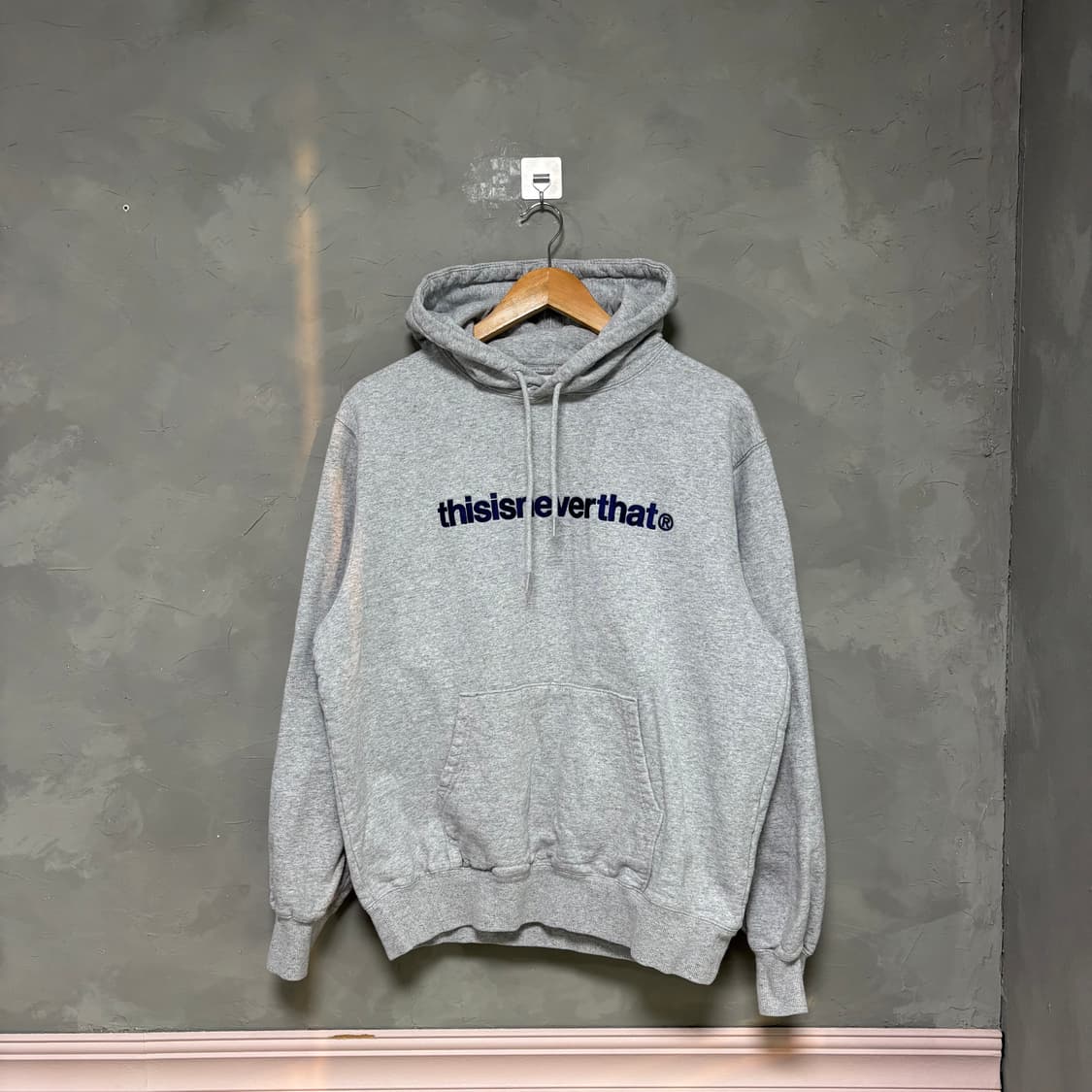디스이즈네버댓 후드 그레이 상품이미지1