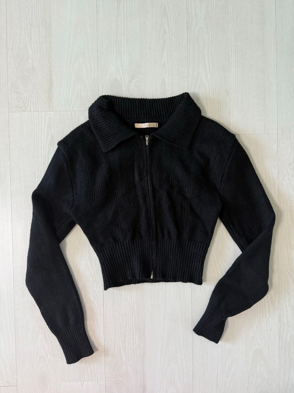 보세 니트 카라티 크롭 집업 상품이미지1