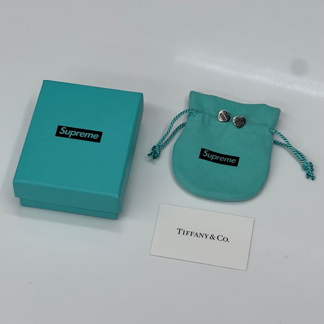 티파니앤코 X 슈프림 귀걸이 1Set 상품이미지1