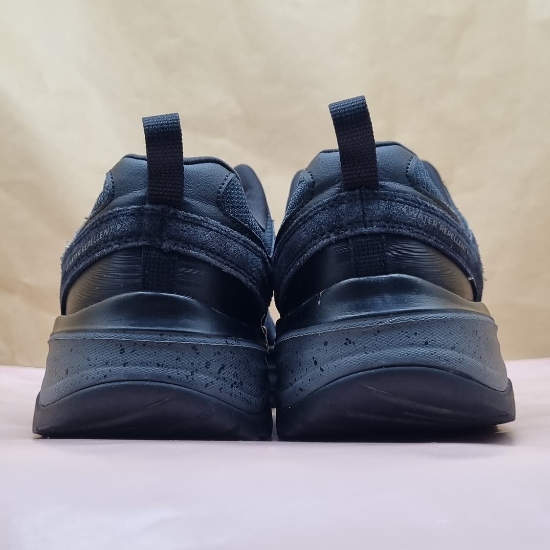 스케쳐스 x굳이어 맥스쿠셔닝 남성운동화275 상품이미지4