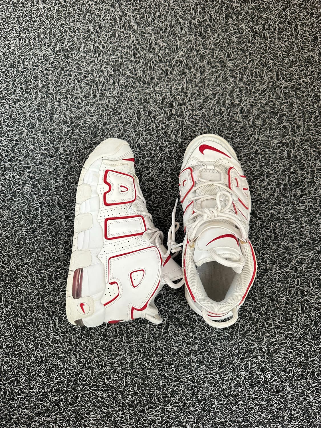 나이키 에어 모어 업템포 흰빨 245 상품이미지3