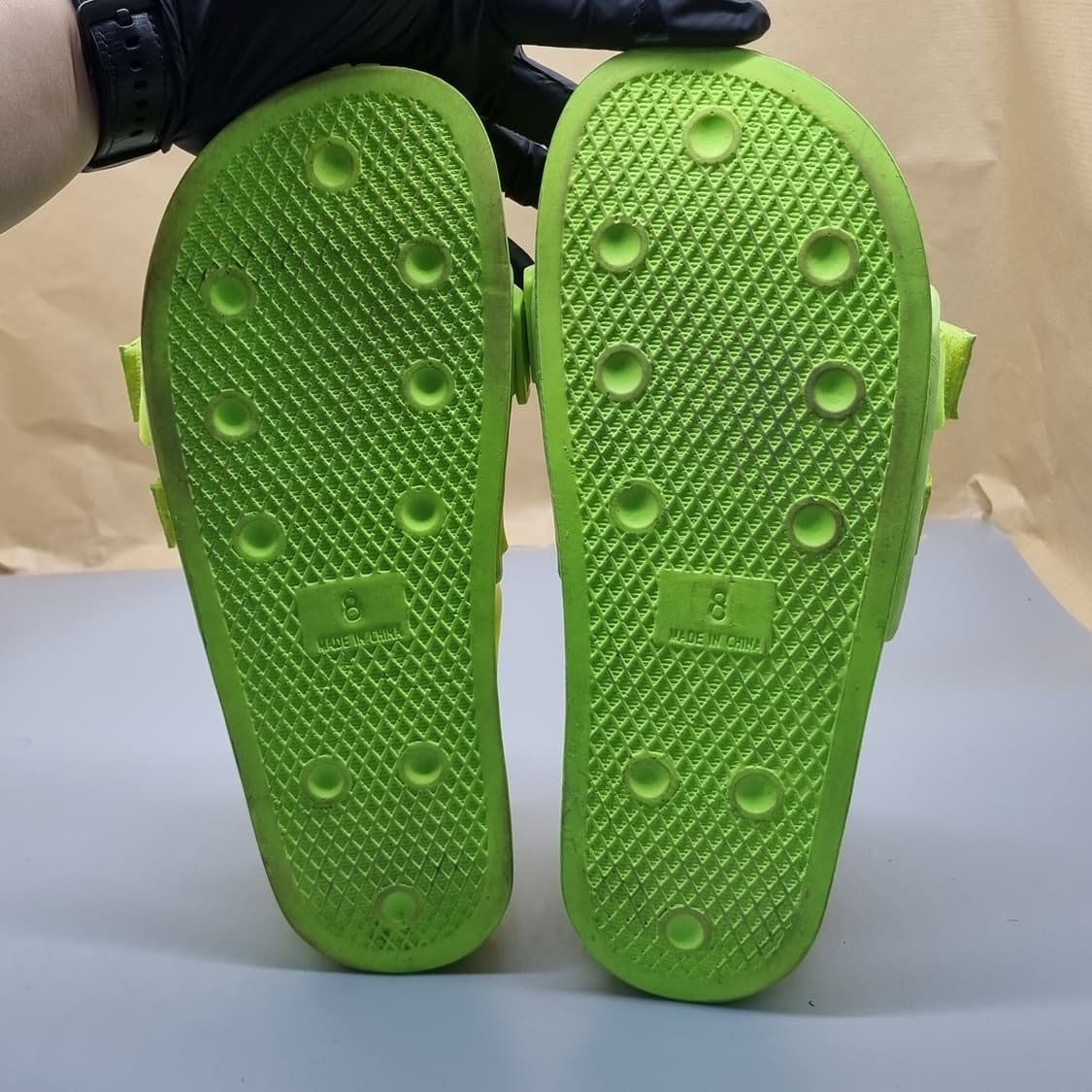 아디다스 아딜렛 형광 남성샌들265 상품이미지3