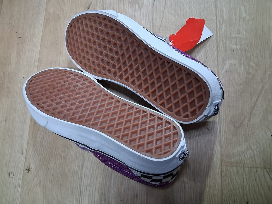 VANC 반스 멀티체크 스니커즈 미착화 240MM적당

표기 차이나24  상품이미지5