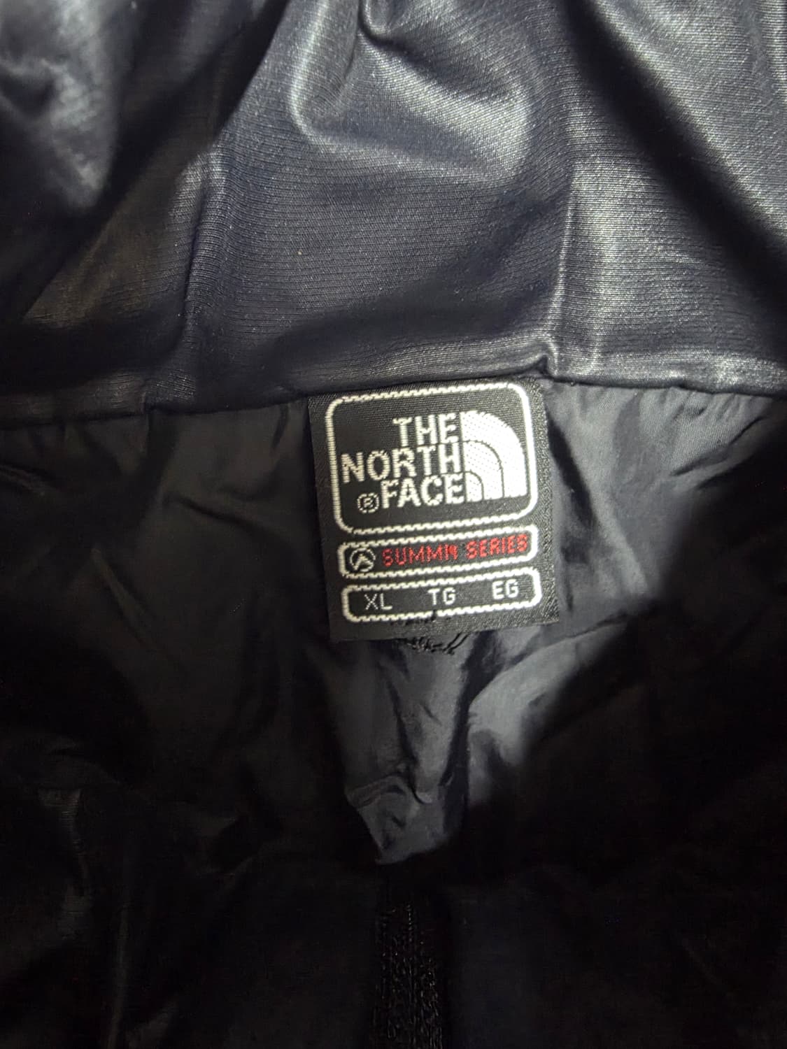 노스페이스 블랙 800경량패딩 XL (실측 69/56) 상품이미지5