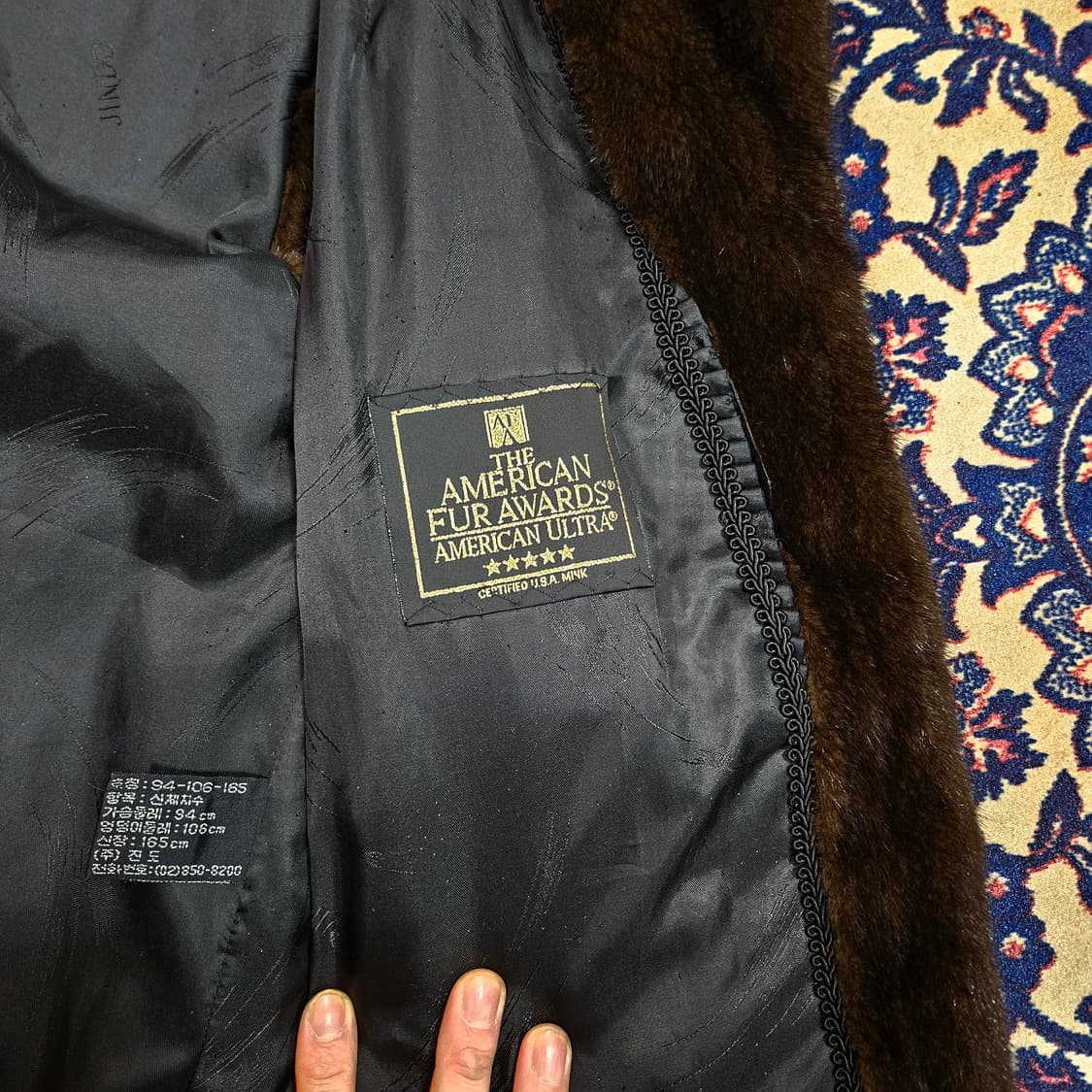 진도모피(JINDO) 다크 브라운 통 밍크 코트 베스트 + 모피 머플러 상품이미지7